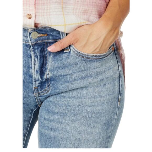 Lucky Brand Sweet Mid Rise Straight Leg Ankle Jeans Light Wash NEW 8/29 - Picture 6 of 15